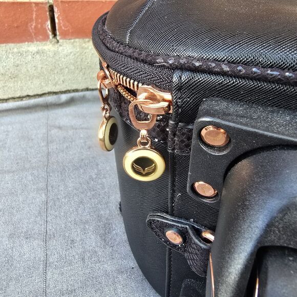 Chic Black Round Travel Bag - Picture 8 of 15